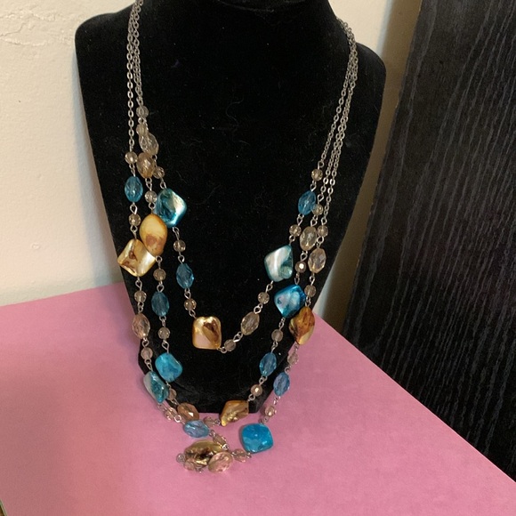 Beautiful multi strand necklace, 21” - Picture 2 of 5